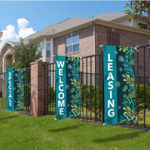 Boulevard Banners - Happy Holly