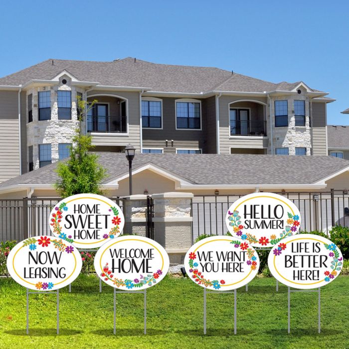 Lawn Letters - Summer Wreath