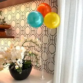Pick Your Colors - Reusable 3 Balloon Tabletop Display Kit - Adhesive Base